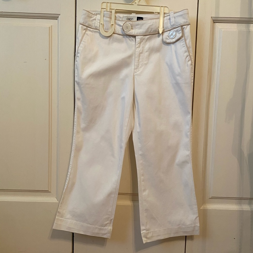 Gap White Capris Size 12 Adjustable Waist - Picture 1 of 5